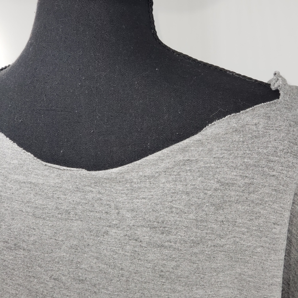 H&M. Wide Neck Destroyed Tunic - Picture 6 of 8